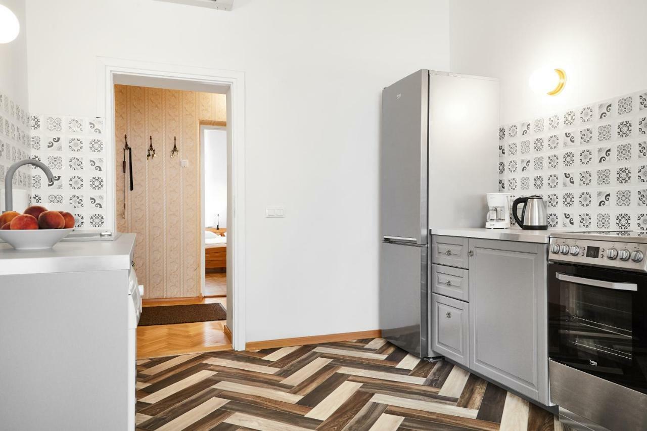 Top Location Apartments Topolowa Street Kraków Eksteriør billede